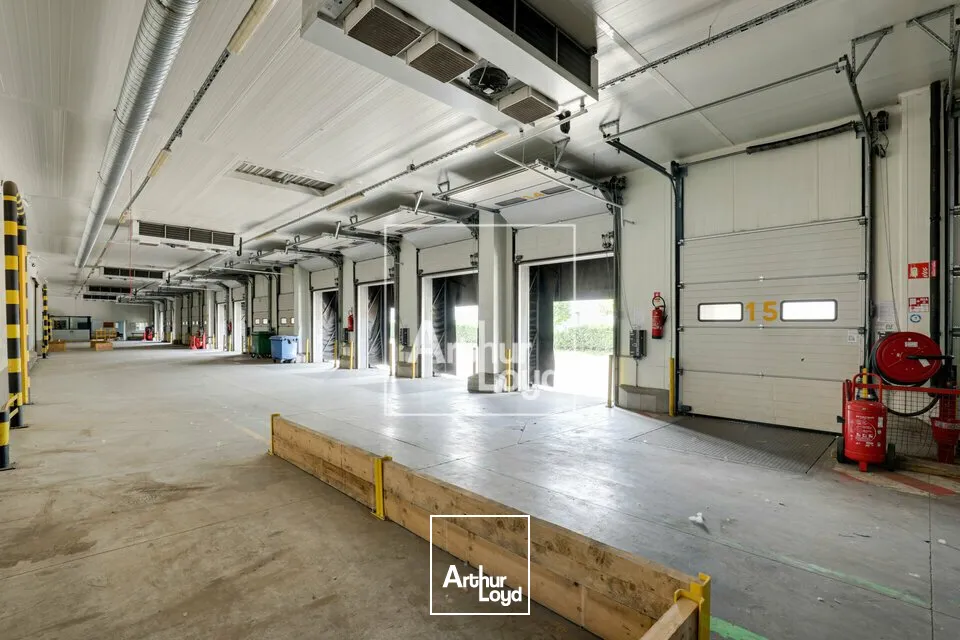 Bâtiment indépendant à louer - ESSONNE