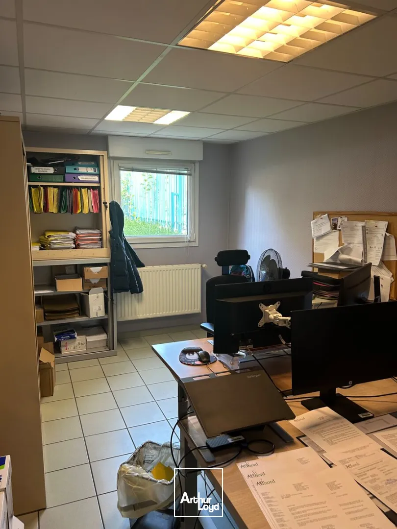 Bureaux à vendre à Lomme - RDC ERP, accessibilité optimale et locaux prêts à l'emploi