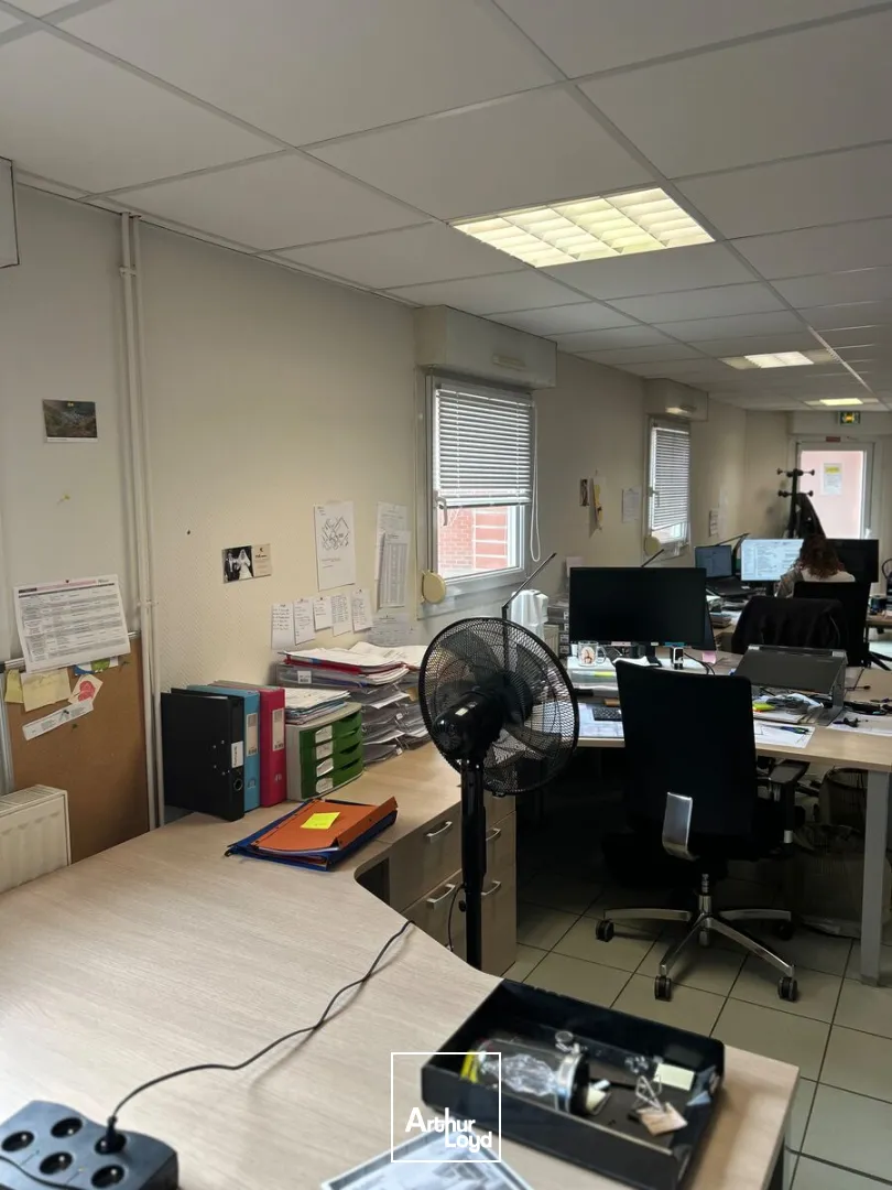 Bureaux à vendre à Lomme - RDC ERP, accessibilité optimale et locaux prêts à l'emploi