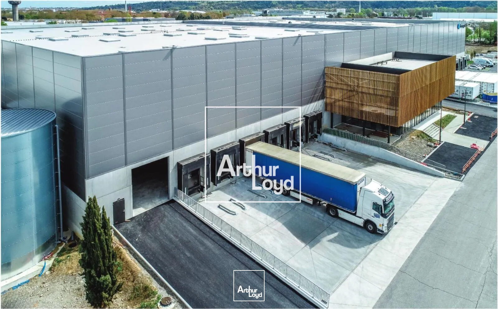 ENTREPÔTS AVEC BUREAUX À LOUER - HAUT DE GAMME - TOULOUSE CANCEROPÔLE