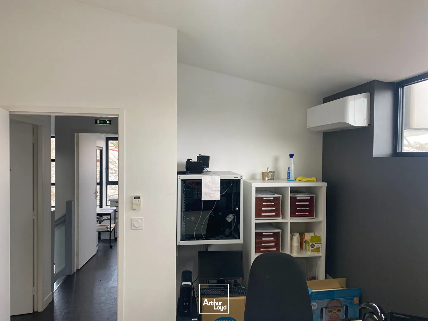 A louer Local d'activité L HOUMEAU 239 m²