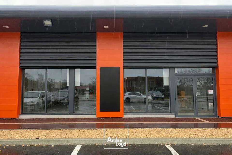 Locaux commerciaux - Location - NIORT - 79000 - 180-180 - 7600837