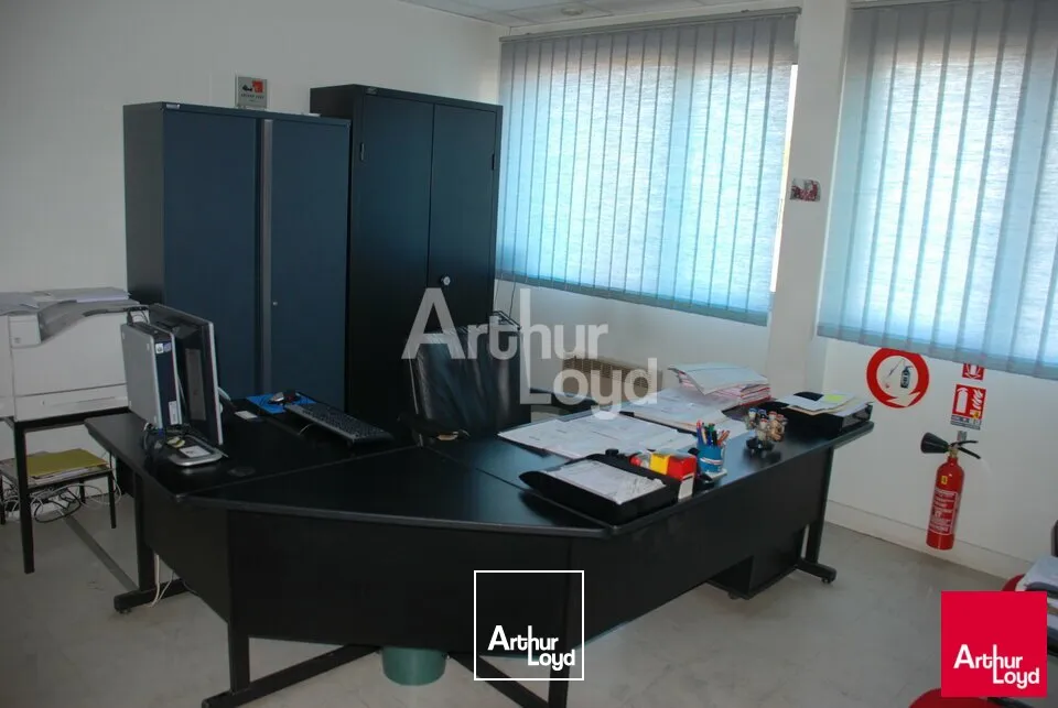 OUCQUES LA NOUVELLE - VENTE LOCAL D'ACTIVITÉ DE 1&nbsp;080 M²