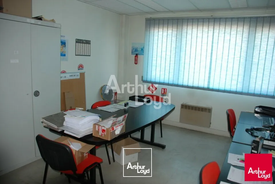 OUCQUES LA NOUVELLE - VENTE LOCAL D'ACTIVITÉ DE 1&nbsp;080 M²