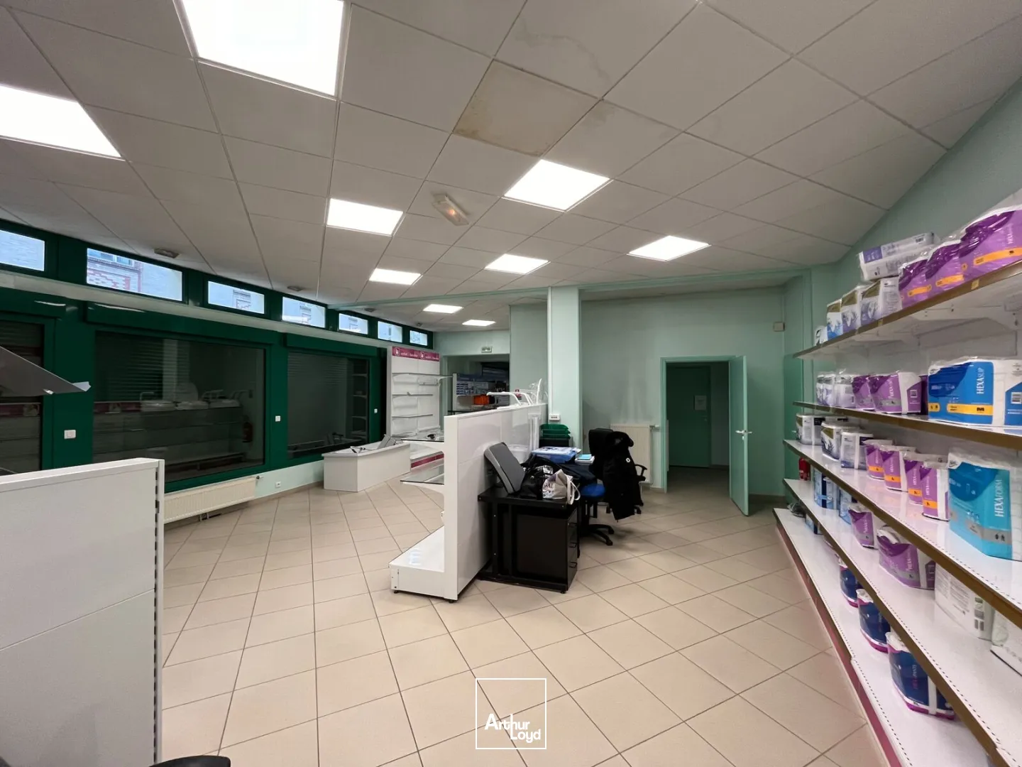 A VENDRE - BUREAUX - 96 M2 - SAINT-QUENTIN