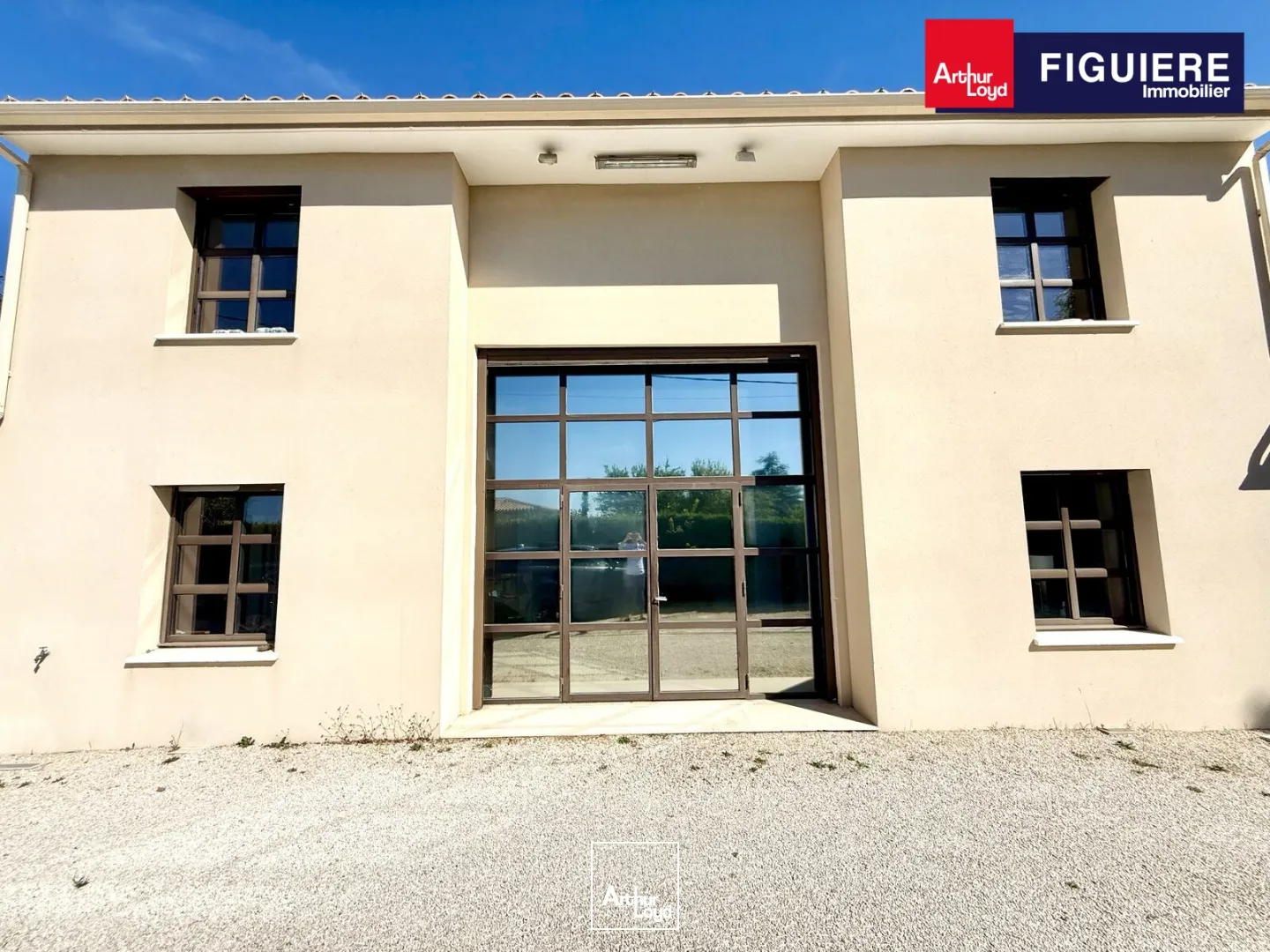 IMMEUBLE DE BUREAUX INDEPENDANT A VENDRE 