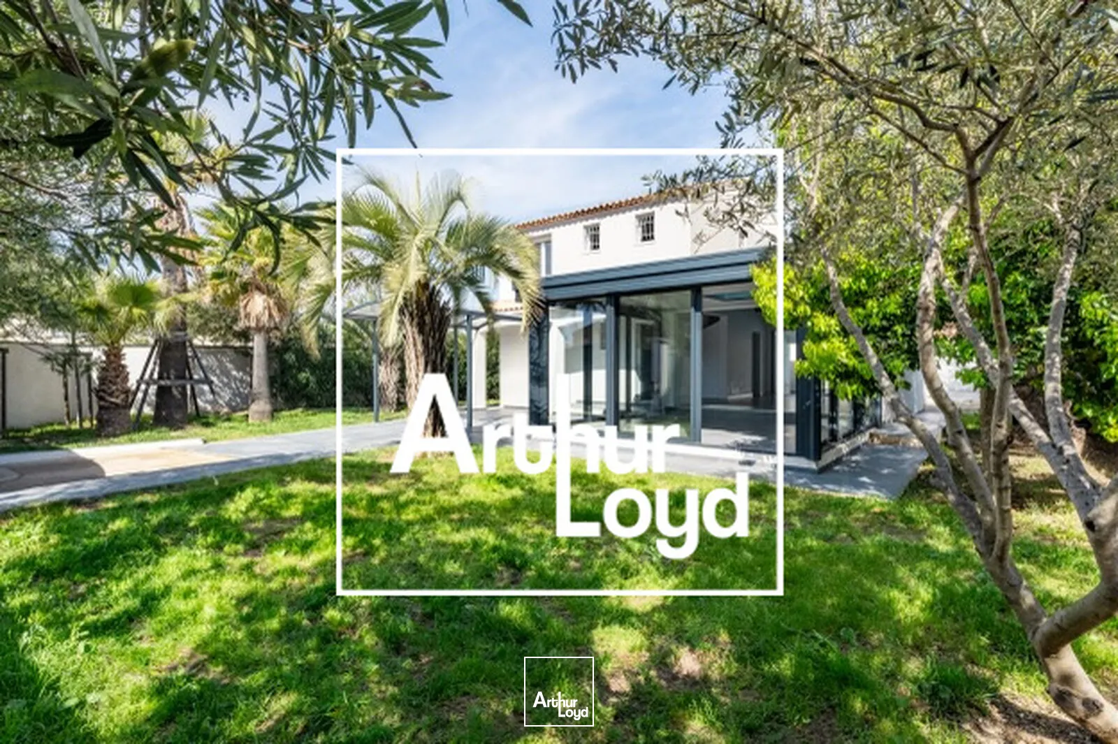 MAISON A USAGE PROFESSIONNEL A VENDRE - PEROLS