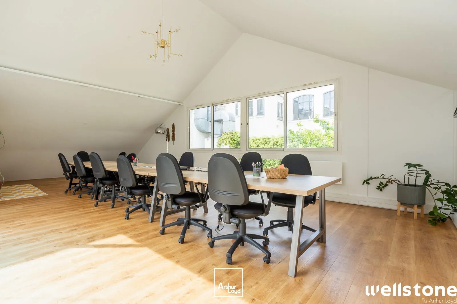 Bureaux à louer à PARIS 75010