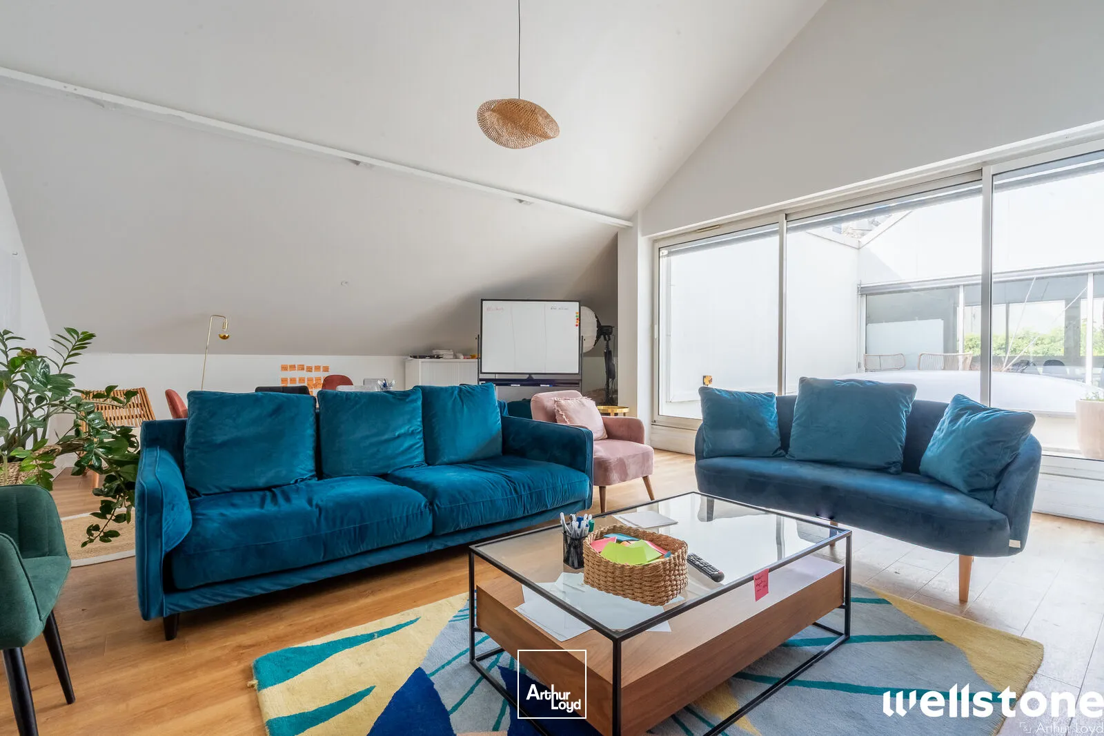 Bureaux à louer à PARIS 75010