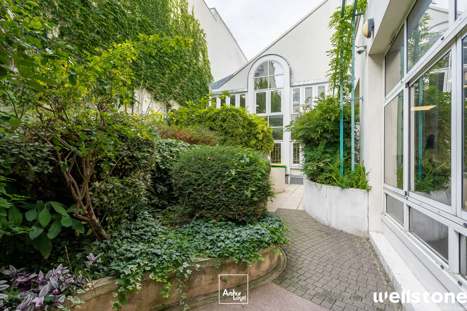 Bureaux à louer à PARIS 75010