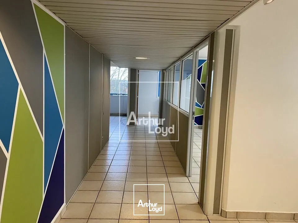 ÉVRY - Centre Ville BUREAUX DERNIER ETAGE