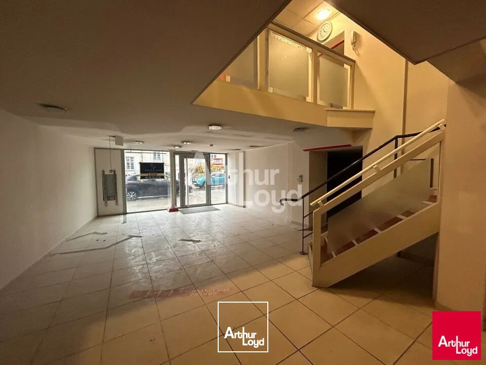 BLOIS - LOCATION LOCAL COMMERCIAL DE 37 M² - 88 M² OU 154 M² - HYPERCENTRE