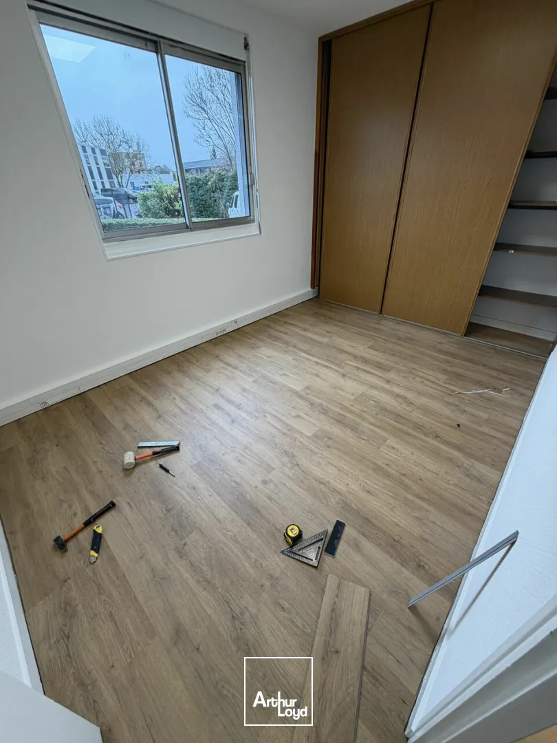 SAINT-AVERTIN BUREAUX A LOUER 91 M² 3 PARKINGS REFAIT 