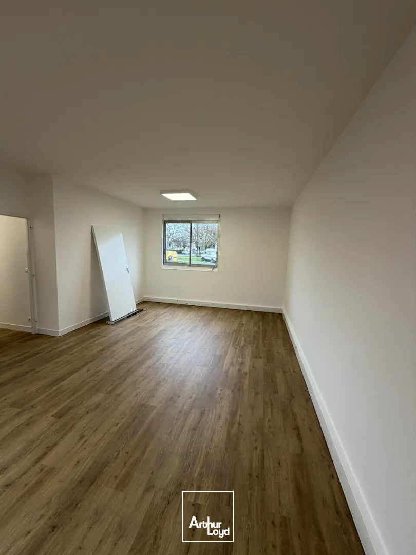 SAINT-AVERTIN BUREAUX A LOUER 91 M² 3 PARKINGS REFAIT 