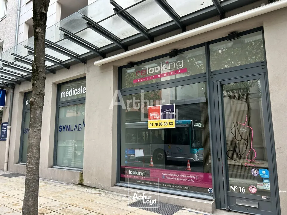 LOCAL COMMERCIAL 90m² EN EXCELLENT ETAT 