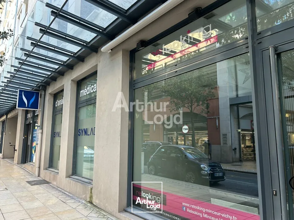 LOCAL COMMERCIAL 90m² EN EXCELLENT ETAT 