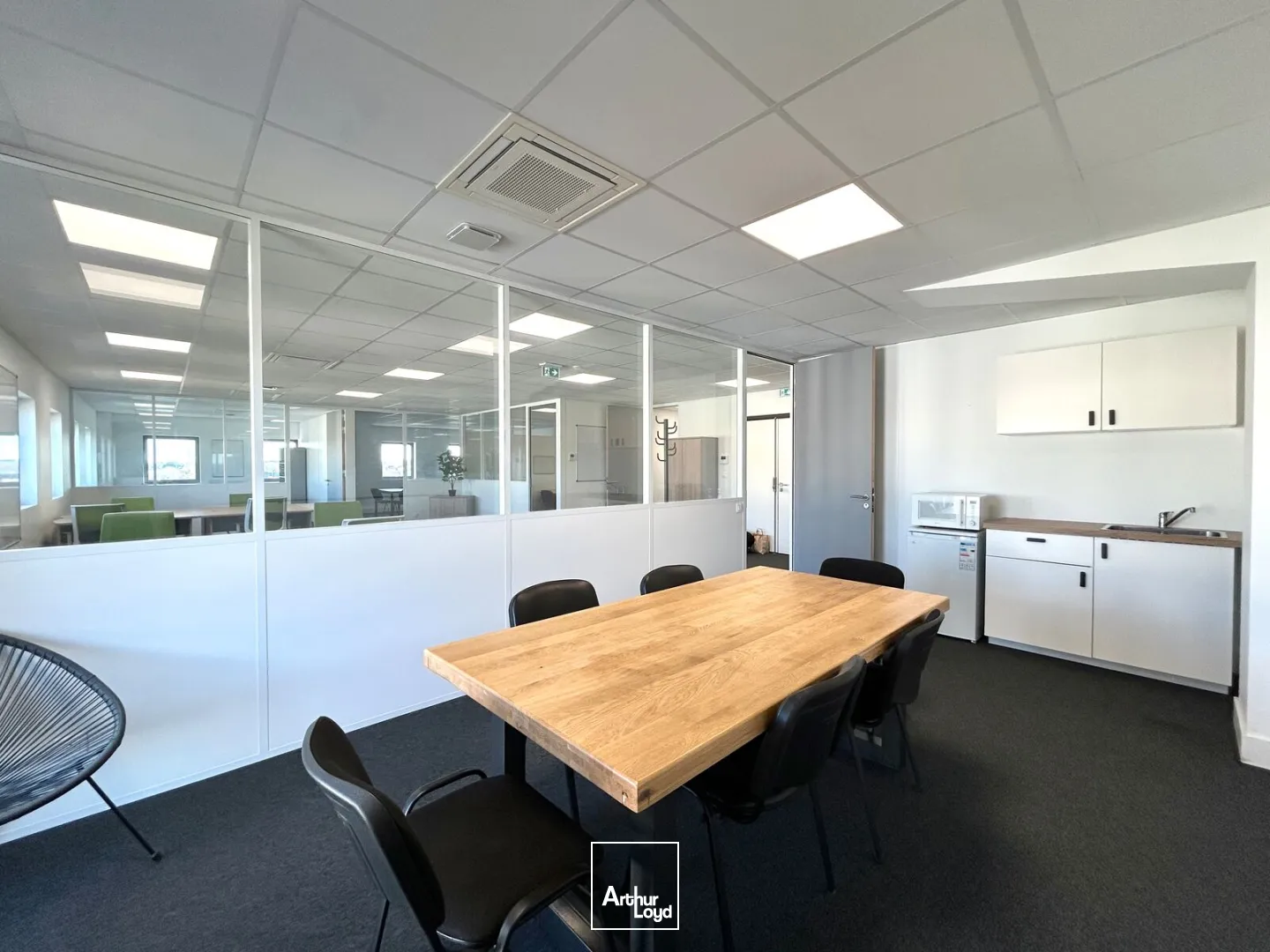 Location bureaux neufs 167 m² - Tresses Parc Fenelon, proche rocade
