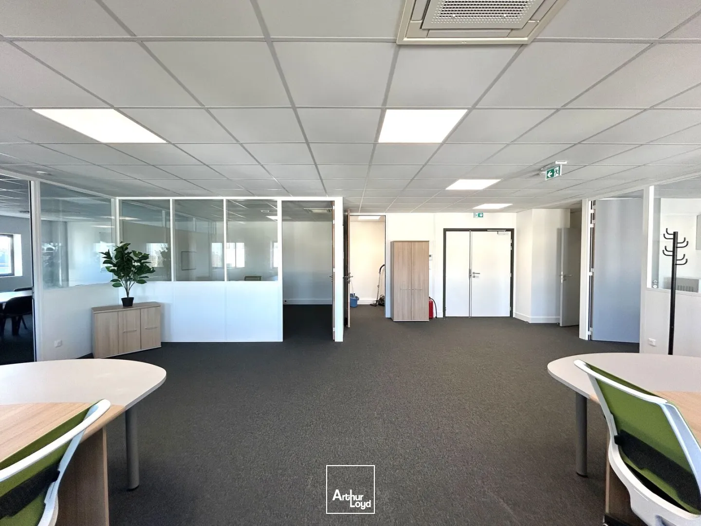Location bureaux neufs 167 m² - Tresses Parc Fenelon, proche rocade