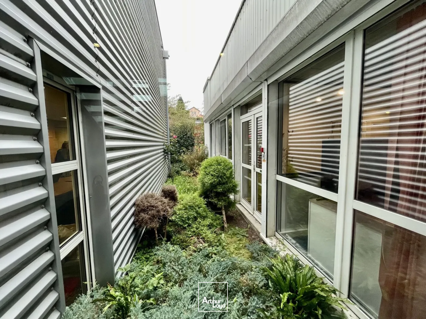 Locaux d'activité à louer à DARNETAL 76160