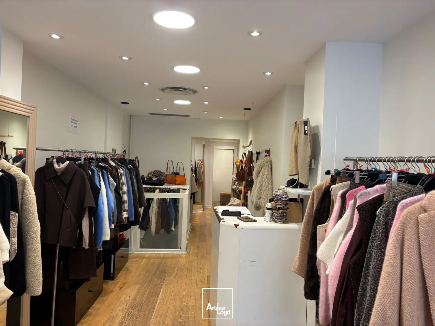 Locaux commerciaux - Cession - ORLEANS - 45000 - 50-50 - 7602676