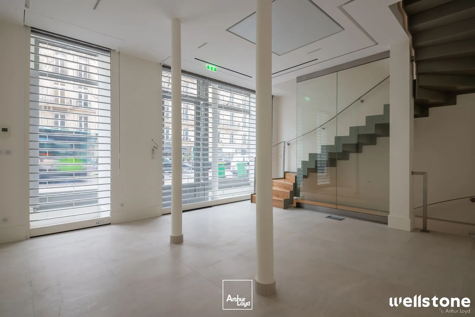 Bureaux à louer à PARIS 75008