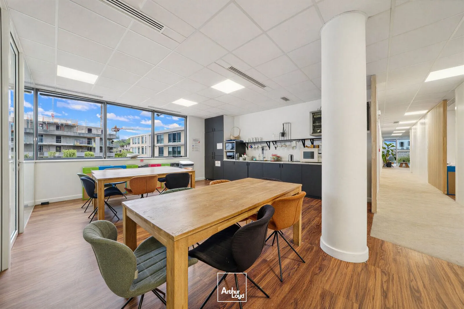 Botany, bureaux traversants et lumineux, sur les Quais de Seine