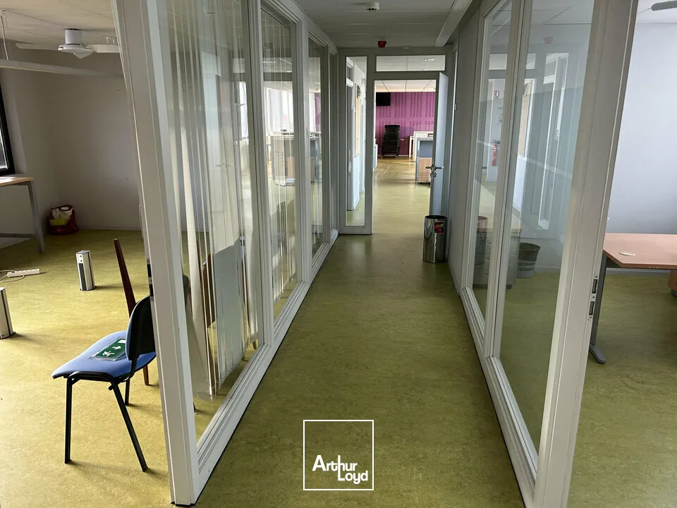 LOCAL D'ACTIVITE - ENTREPOT à VENDRE de 6280 m²