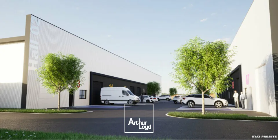 LOCAL D'ACTIVITE - ENTREPOT à VENDRE de 7749 m²