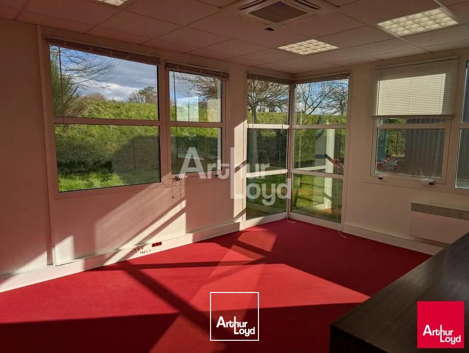 LA MEZIERE - LOCAL D'ACTIVITES A VENDRE- 285 M²