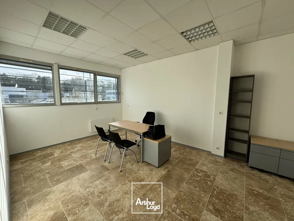 SAINT AVERTIN BUREAU A LOUER 18M² 20 M² 25 M²