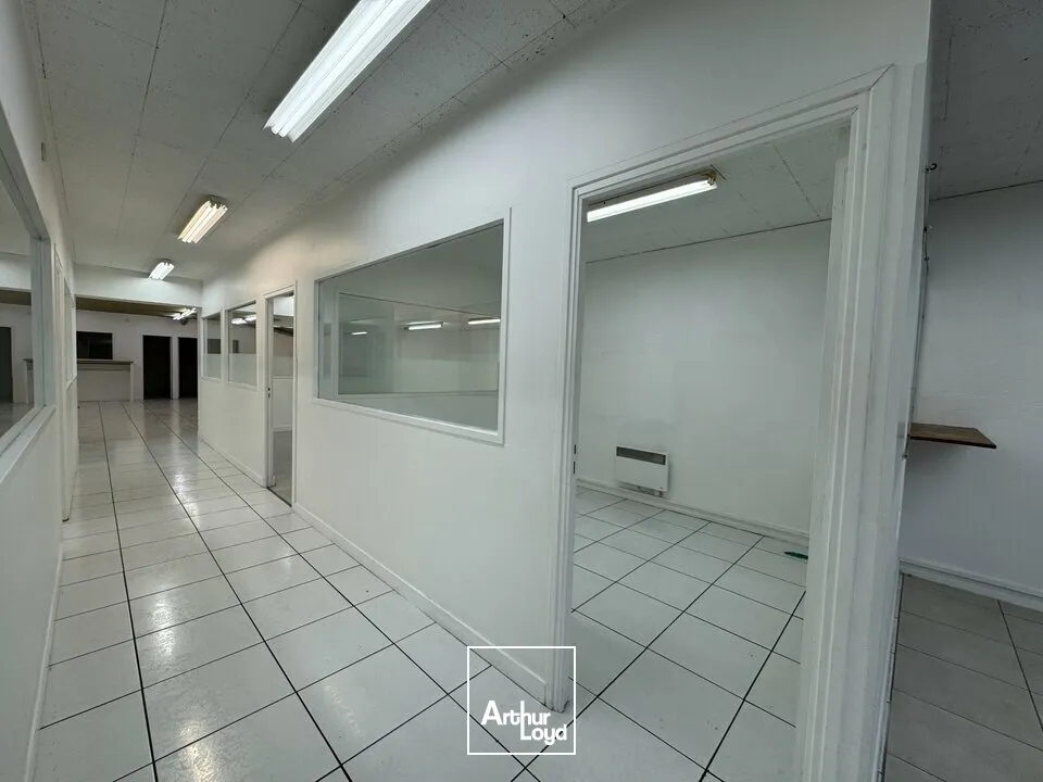 TOURS PROCHE DEUX LIONS COMMERCE A VENDRE 196 M² AVEC CAVE