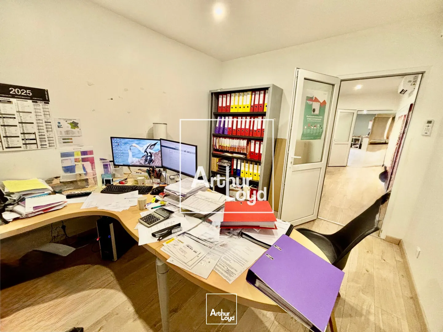 Local d'activités à louer 150 m² - Stockage et bureaux climatisés