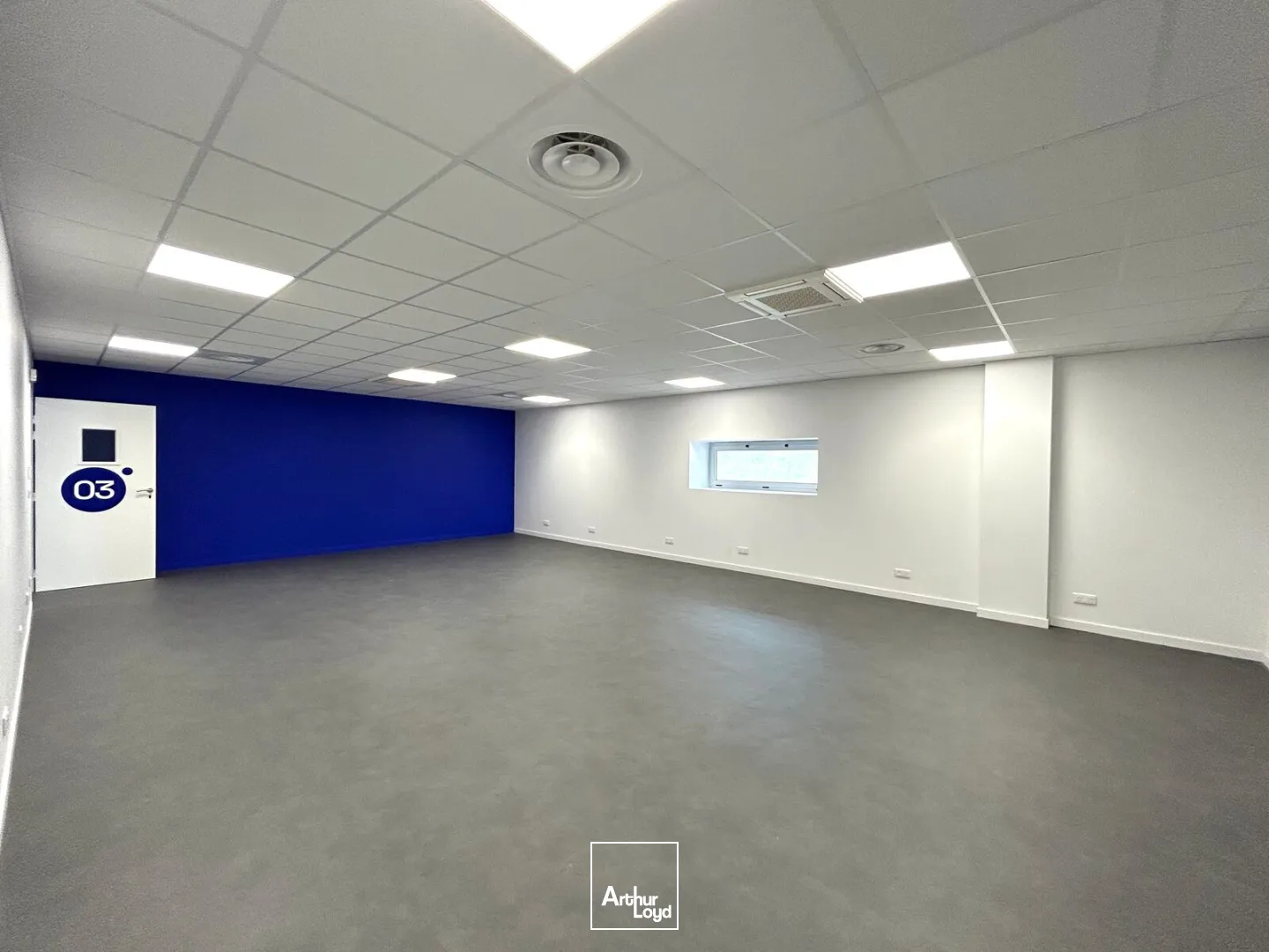 A louer - Bureaux ERP d'environ 1&nbsp;470 m² - Bordeaux Chartrons