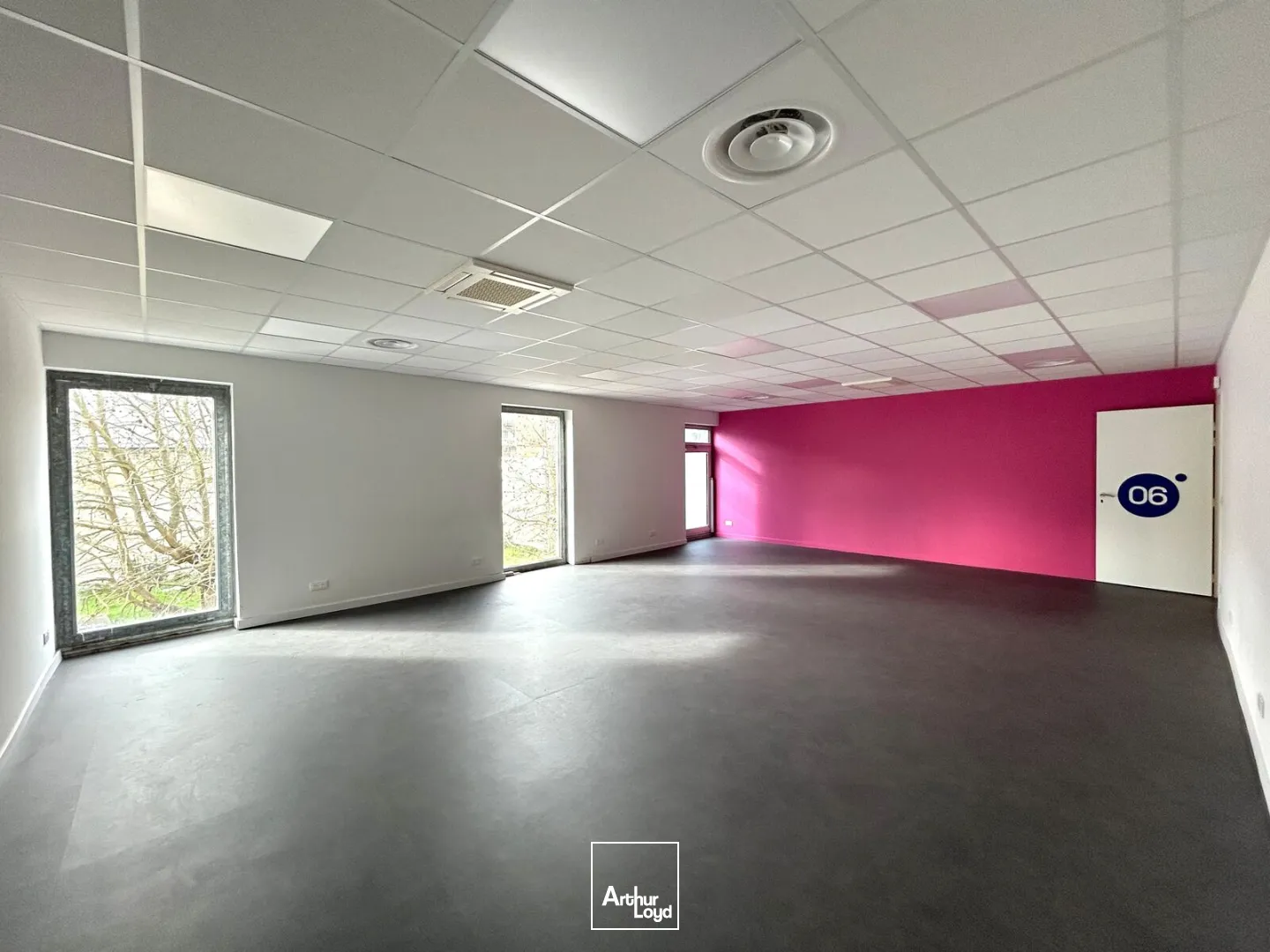 A louer - Bureaux ERP d'environ 1&nbsp;470 m² - Bordeaux Chartrons