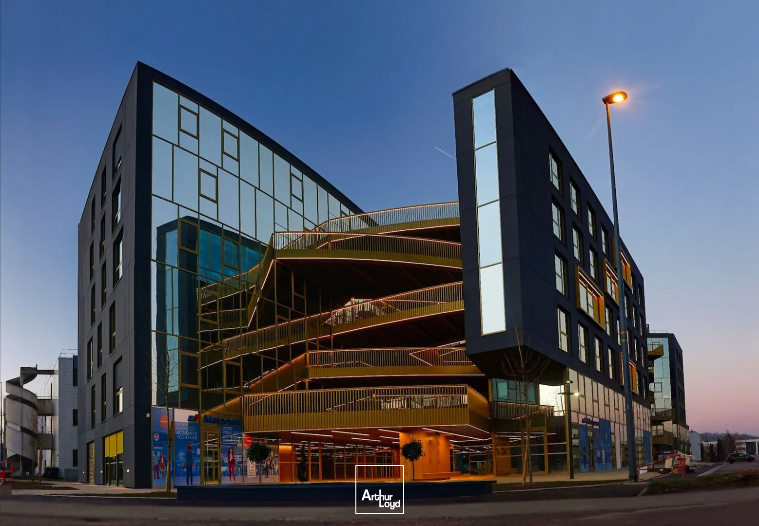 Bureaux - Vente - SAINT ETIENNE - 42000 - 179.5-1214.5 - 7603535