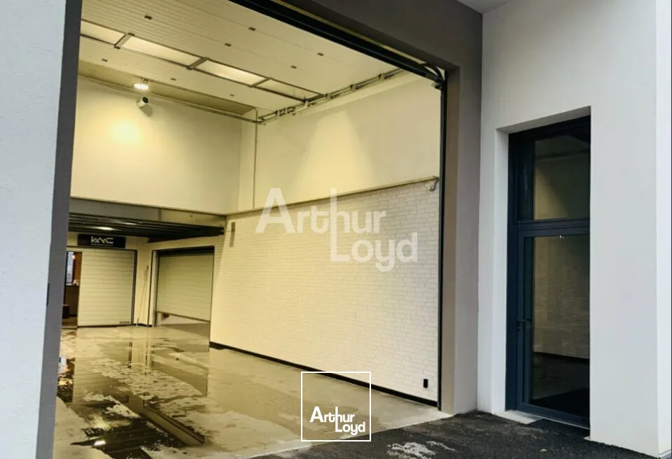 À LOUER PARC DE CALVI  LOCAL D'ACTIVITÉ DE 160 m² FONCTIONNEL ET BIEN AMENAGE