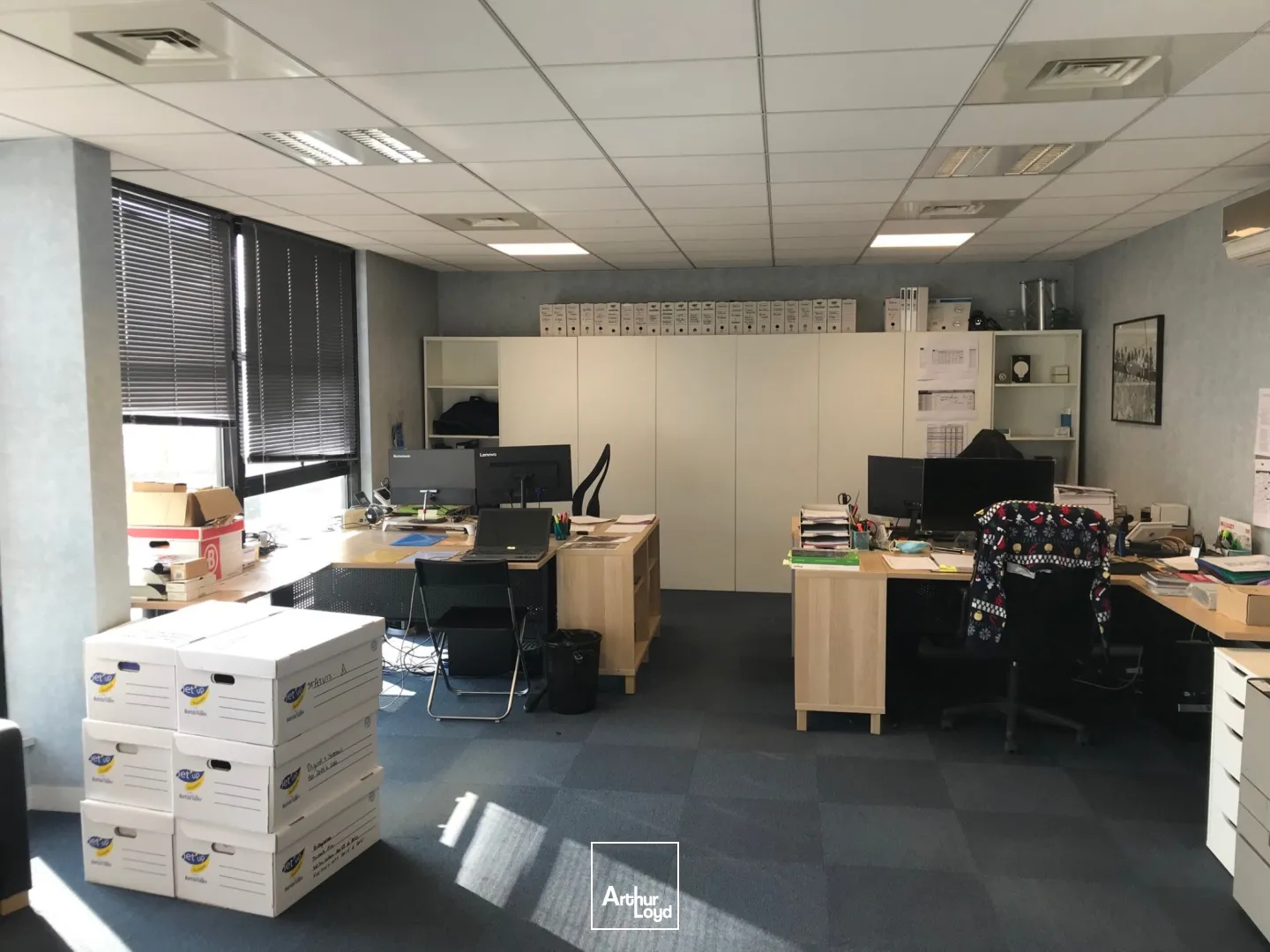 Locaux d'activité à louer à ELANCOURT 78990