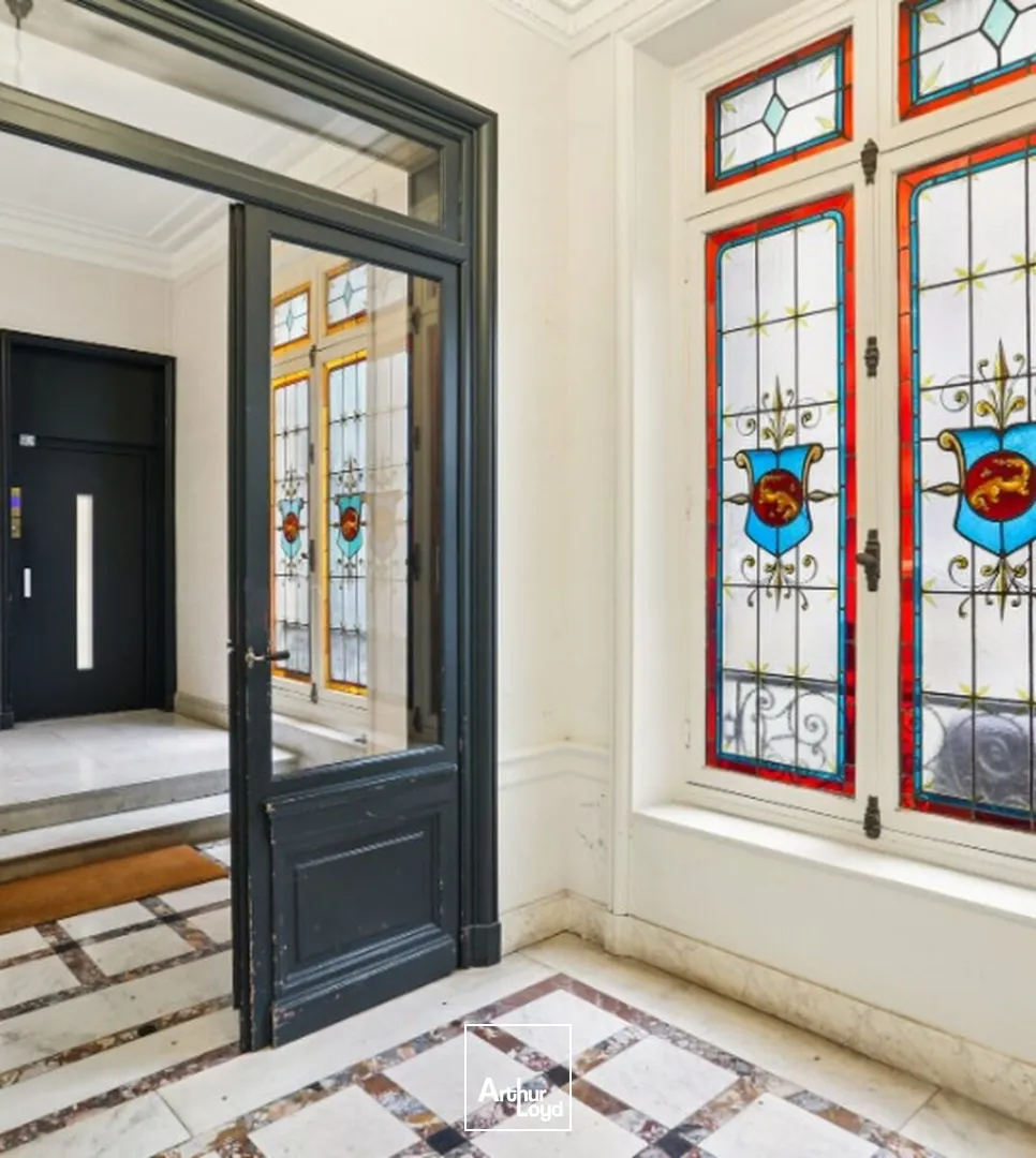 Bureaux - Coworking - PARIS - 75008 - 305-305 - 7603909