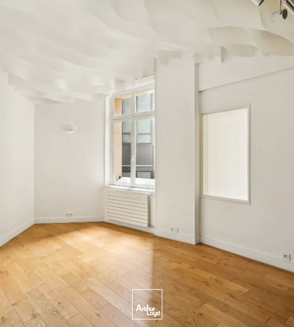 Bureaux - Coworking - PARIS - 75008 - 305-305 - 7603917