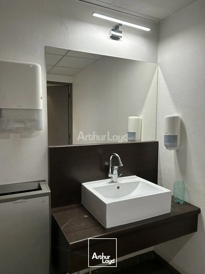 BUREAUX à LOUER de 236 m²