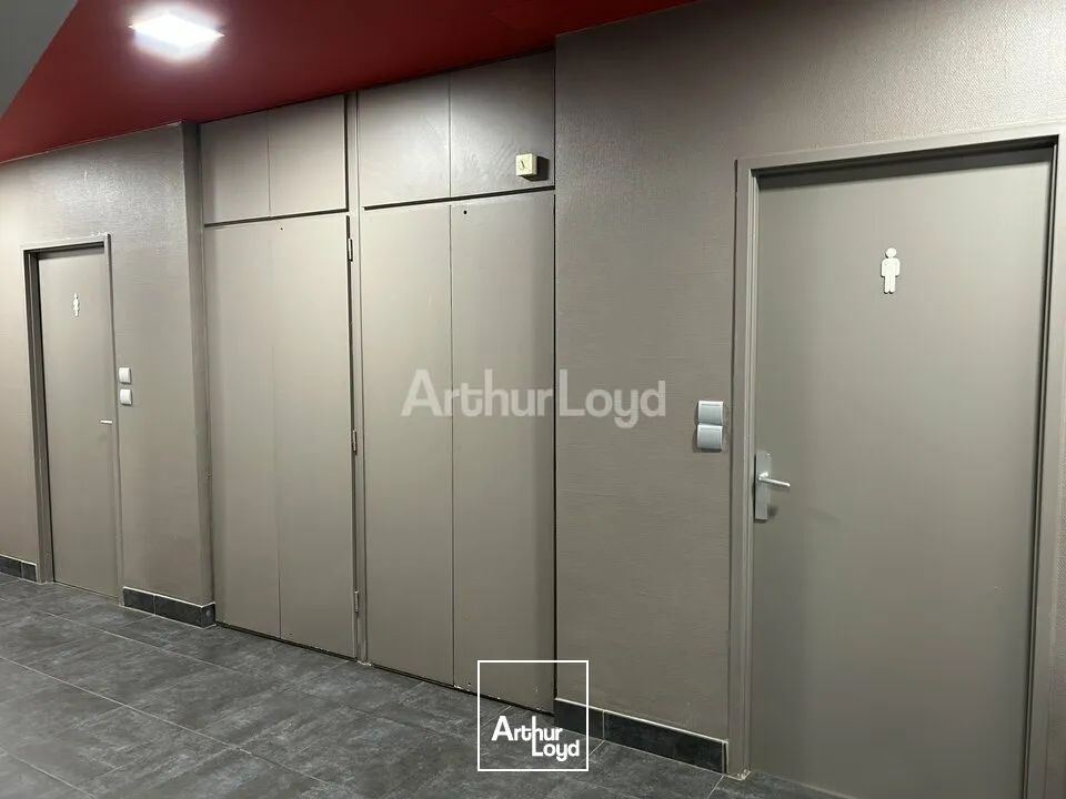 BUREAUX à LOUER de 236 m²