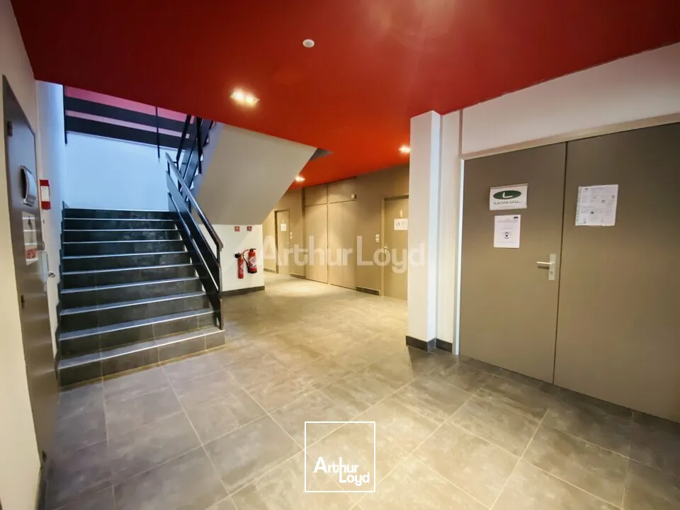 BUREAUX à LOUER de 236 m²