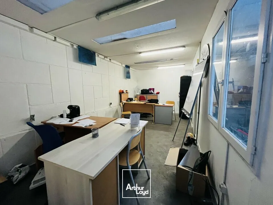 Locaux d'activité & Entrepôts - Location - LE HAVRE - 76600 - 100-100 - 7604288