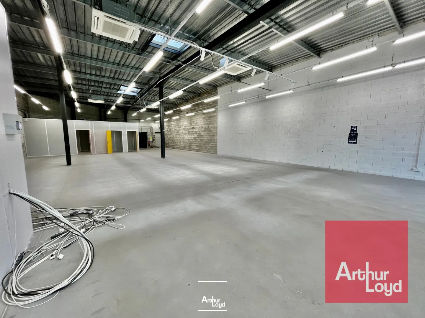 Locaux commerciaux - Location - LUNEL - 34400 - 310-310 - 7604377