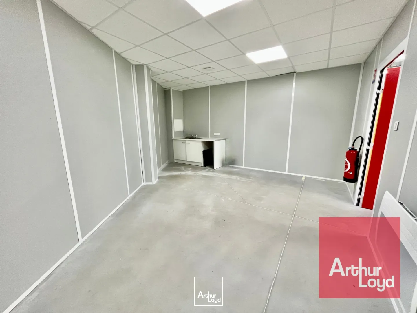 Locaux commerciaux - Location - LUNEL - 34400 - 310-310 - 7604383