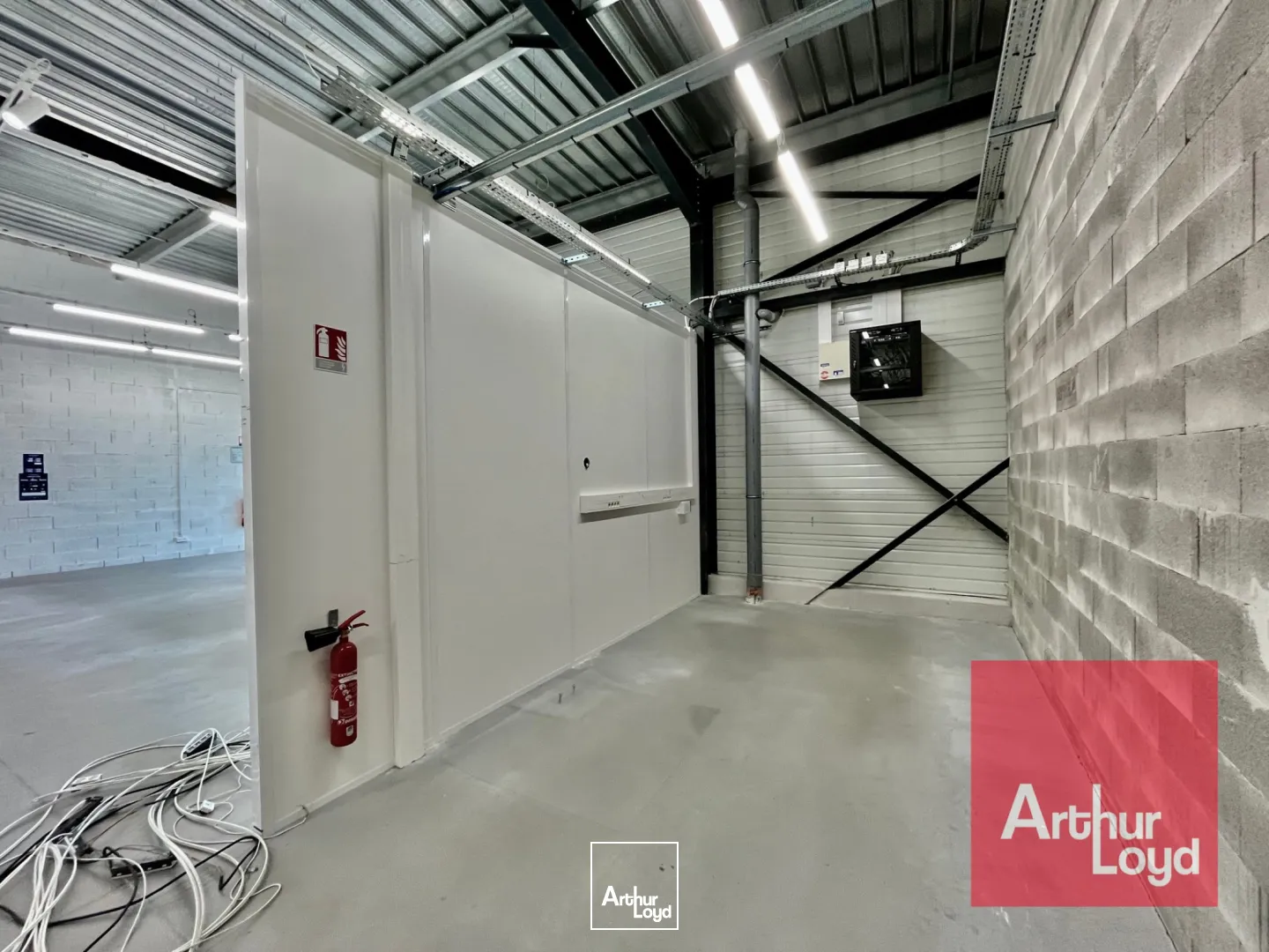 Locaux commerciaux - Location - LUNEL - 34400 - 310-310 - 7604385