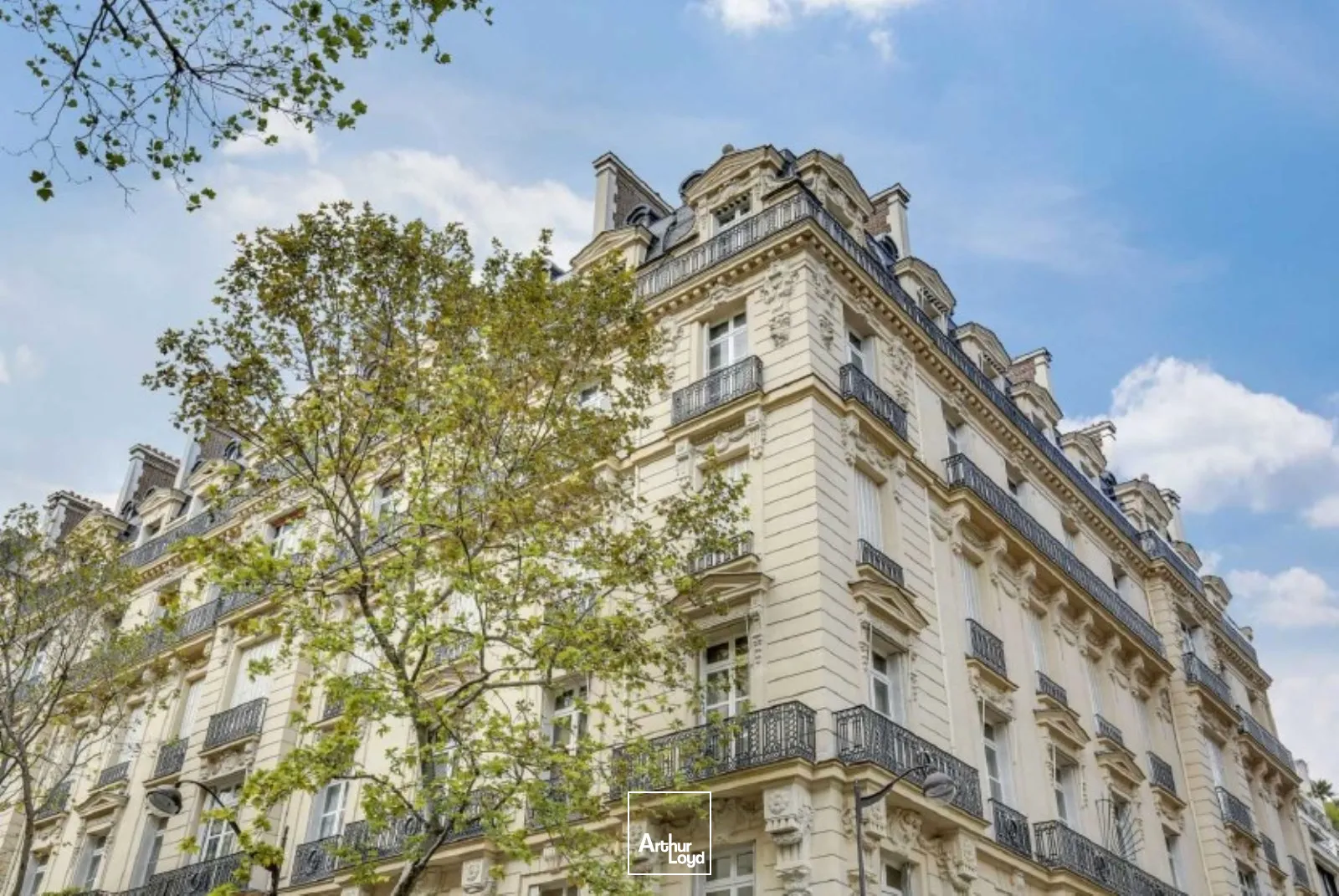 Bureaux à vendre à PARIS 75016