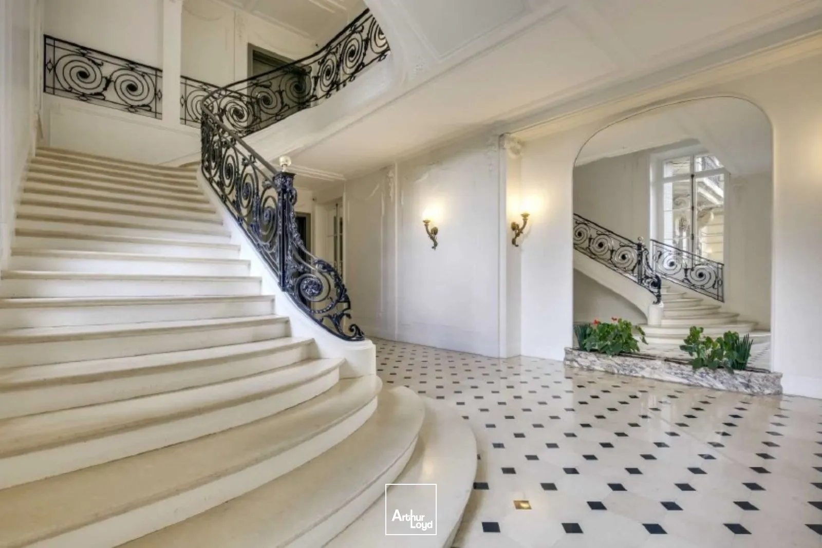 Bureaux à vendre à PARIS 75016