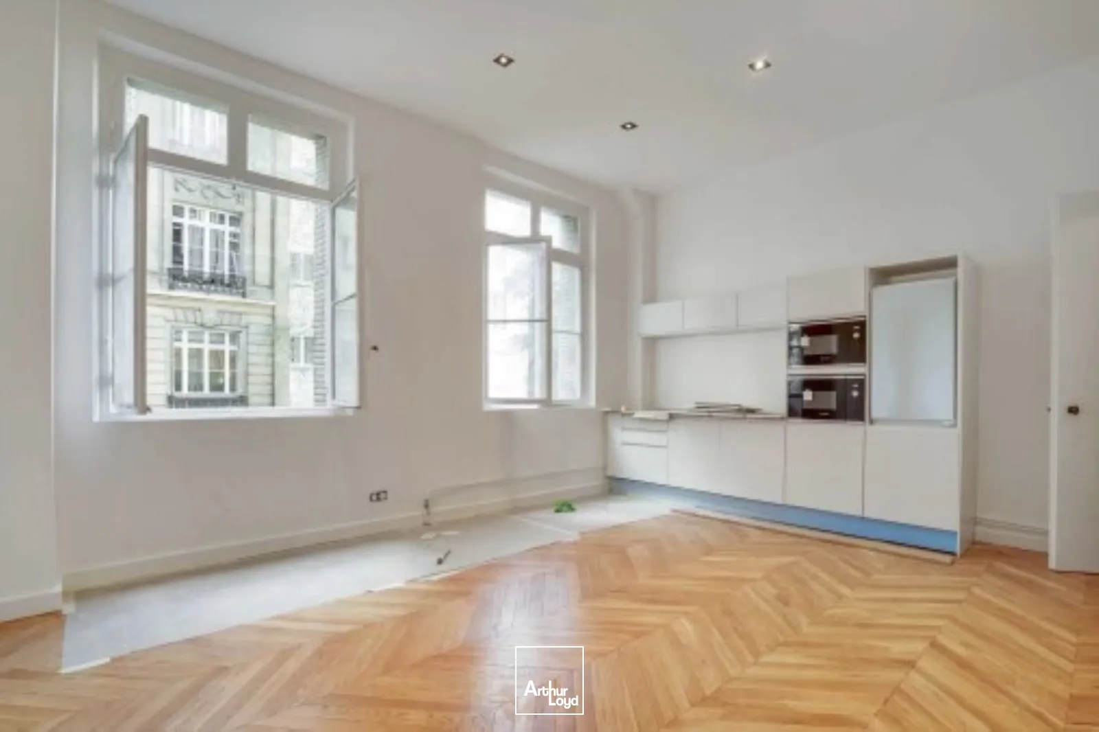 Bureaux à vendre à PARIS 75016