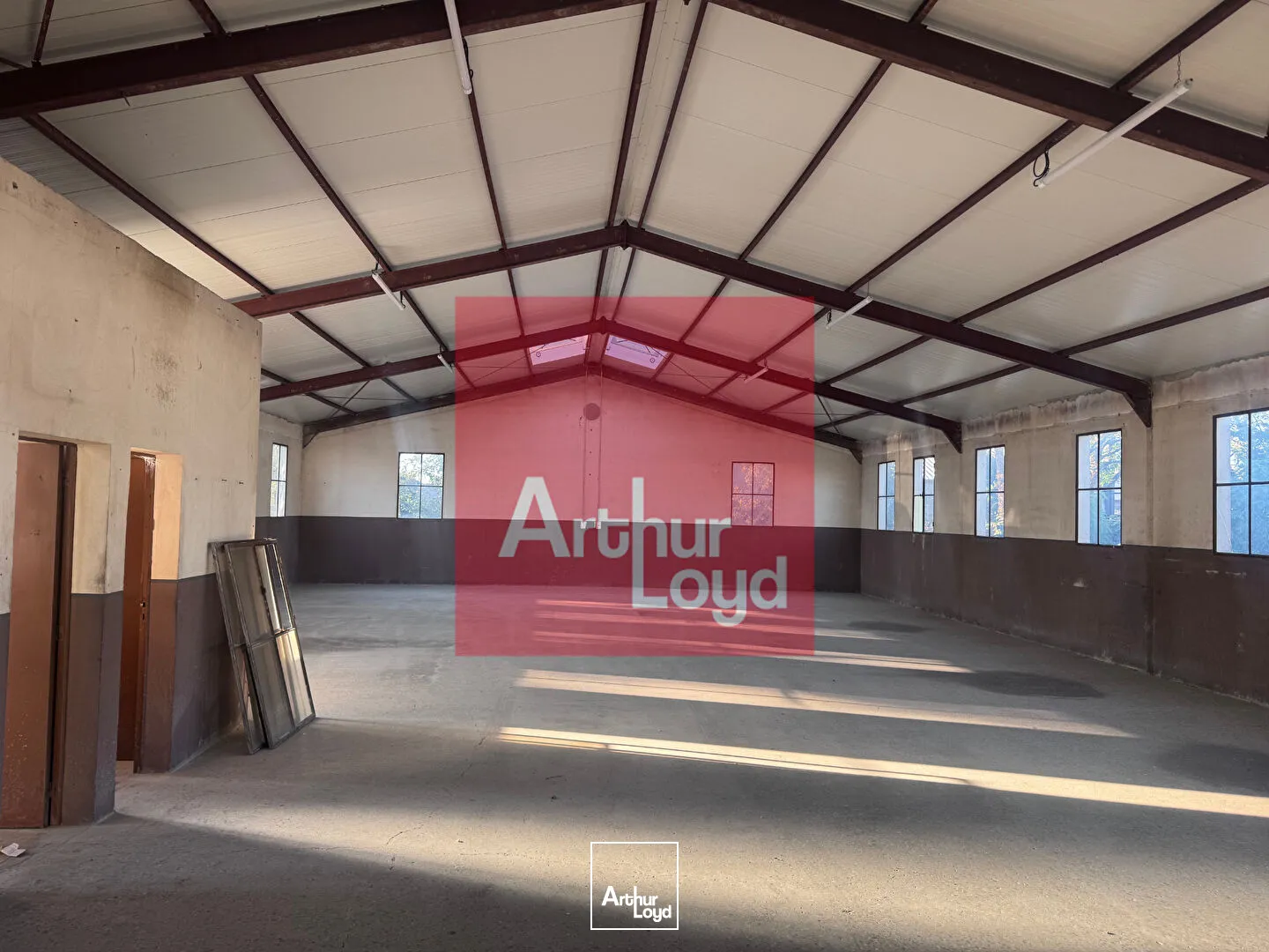 Local d'activité fonctionnel et sécurisé pour activité professionnelle